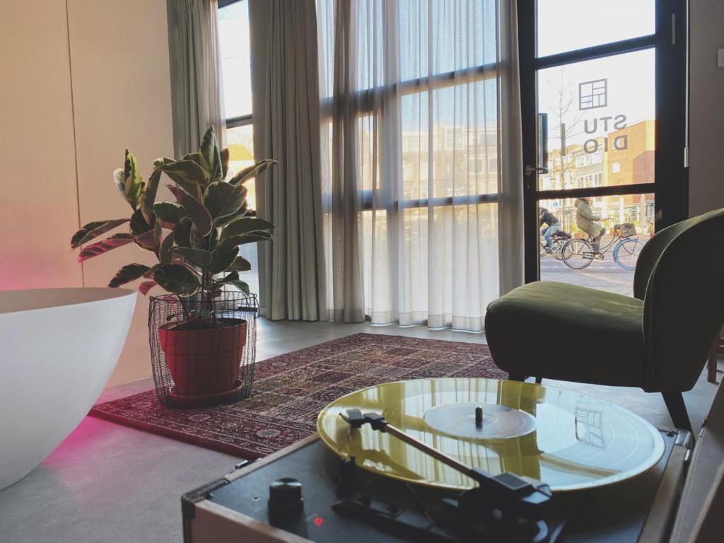 Home8 Studio'S Arnhem Luaran gambar